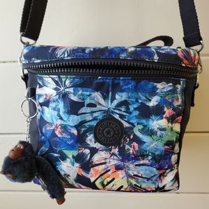 Kipling- Graham Lunch Bag EUC *Like New*